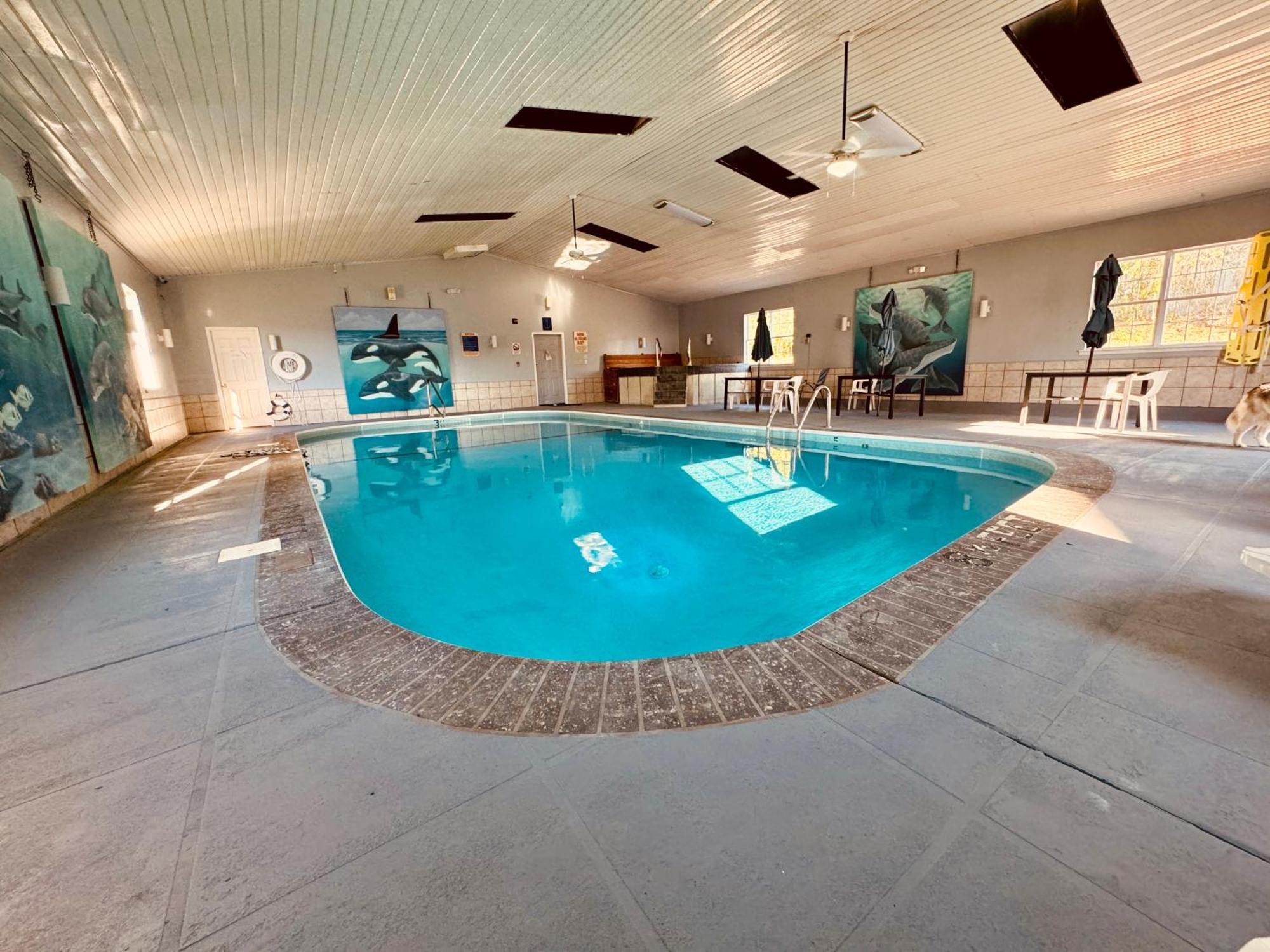 Ozark Inn And Suites Osage Beach Ngoại thất bức ảnh